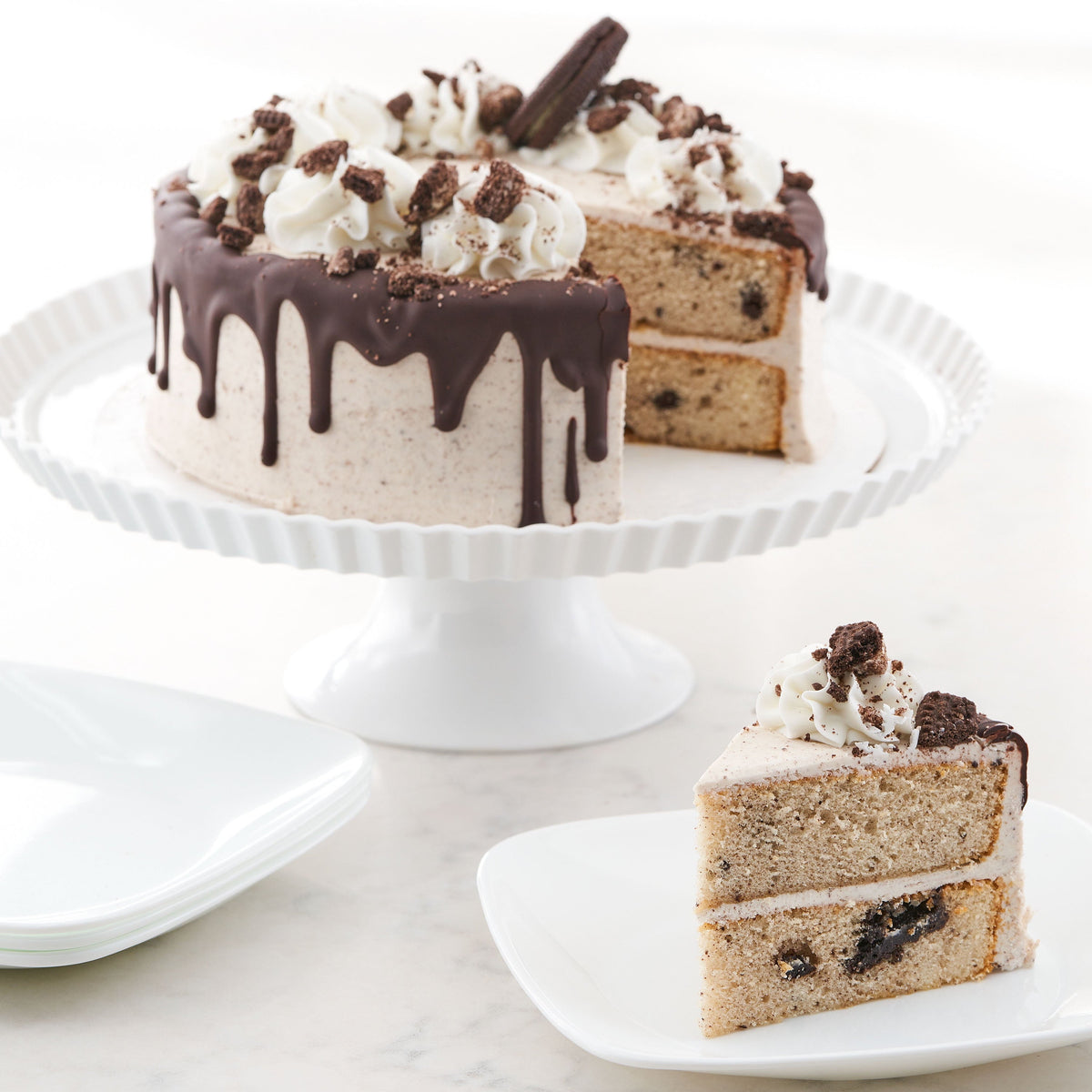 7-Inch round Cookies 'N Creme Cake ( Same Day Delivery Usa )