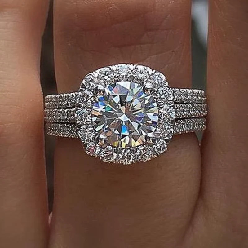 Cubic Zirconia HUITAN Ring ( Standard Delivery )