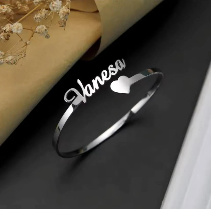 Customized Name love Bracelet  ( Standard Delivery )
