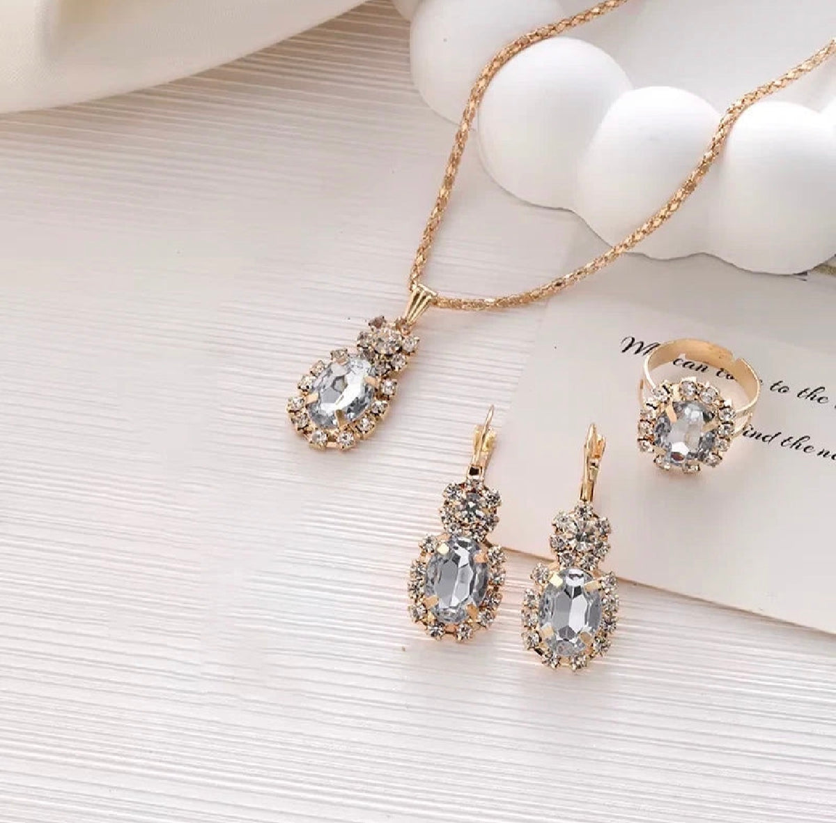 3Pcs Oval Cut Cubic Zirconia Jewelry Set Gift for Her ( Standard Delivery )