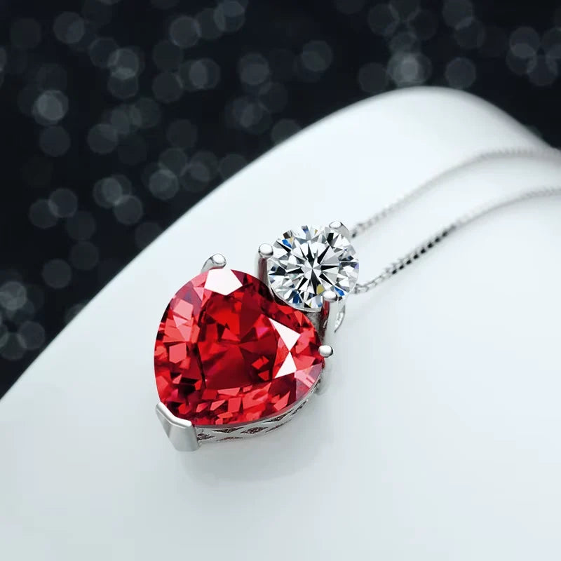 Zircon Heart Necklaces ( Standard Delivery )